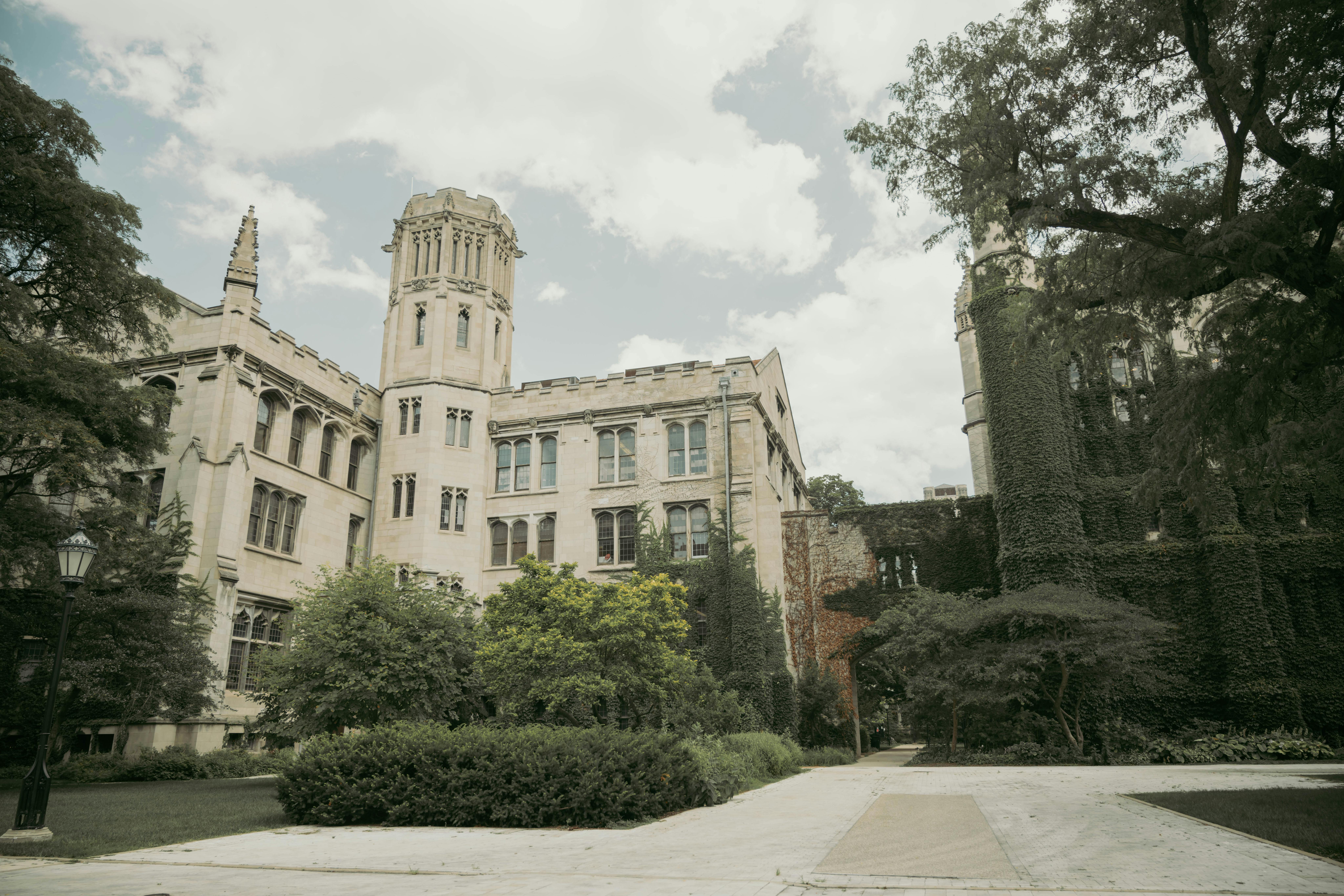 University of Chicago Law School Application Guide